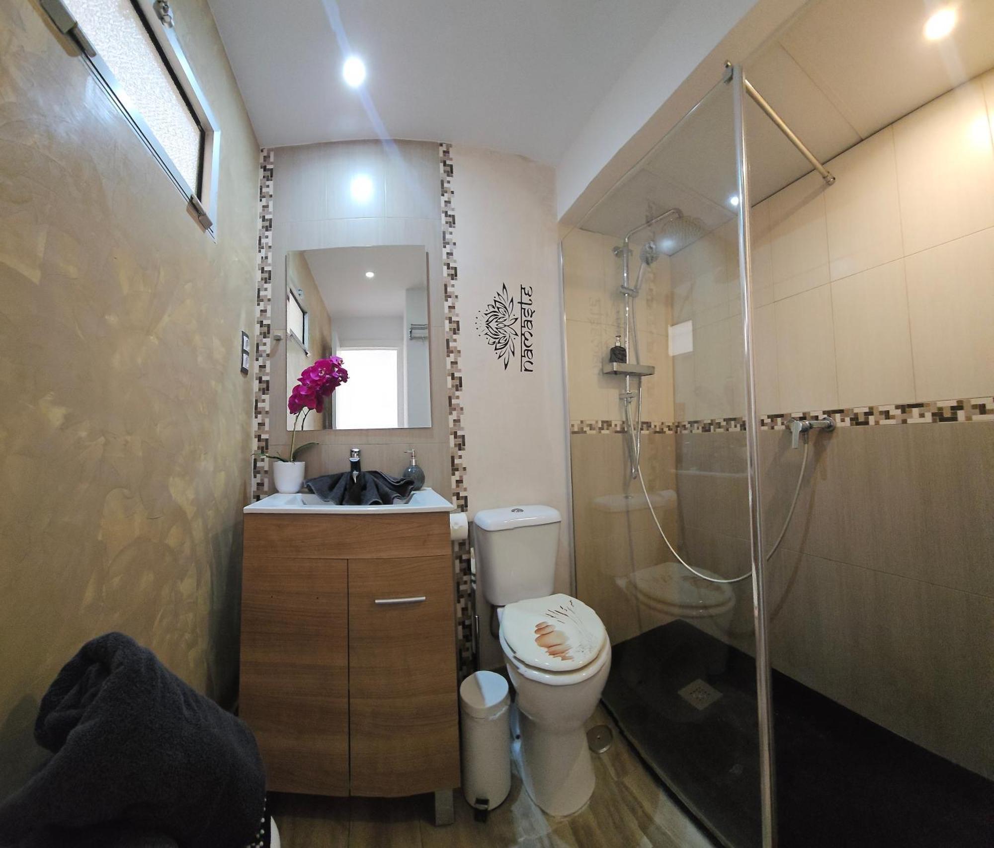 Namaste Modern Elegance City Center Apartment By Namaste Elite ตอร์เรโมลิโนส ภายนอก รูปภาพ