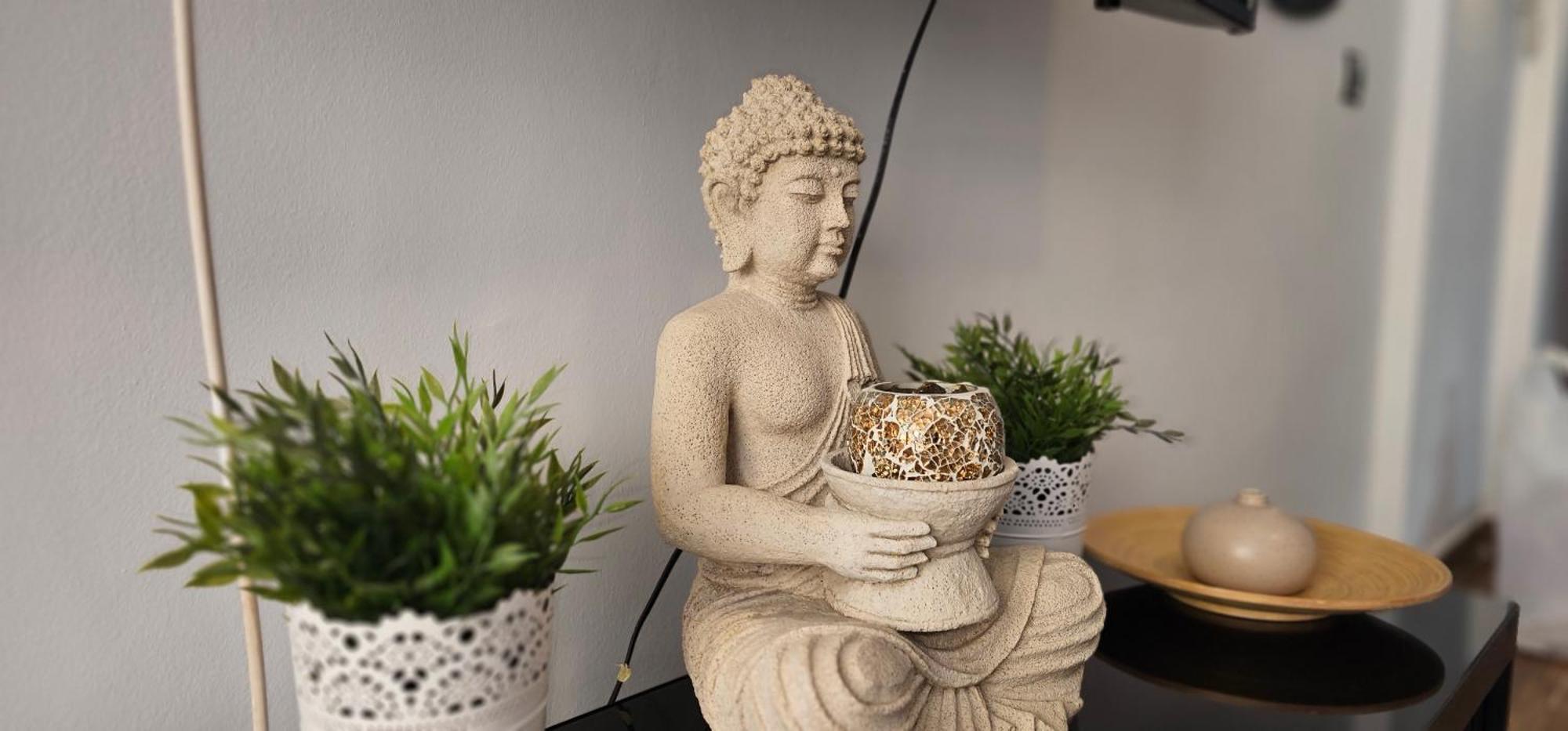 Namaste Modern Elegance City Center Apartment By Namaste Elite ตอร์เรโมลิโนส ภายนอก รูปภาพ